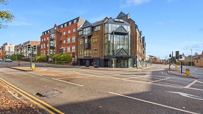 2 Bedroom Flat To Rent In London Road, Camberley, GU15