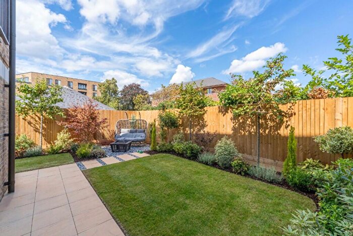 4 Bedroom Semi-Detached House For Sale In Station Avenue, Walton-on-Thames, Surrey, KT12