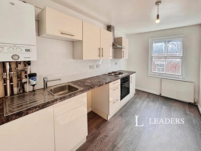 1 Bedroom Flat To Rent In High Street, Lowestoft, Suffolk, NR32