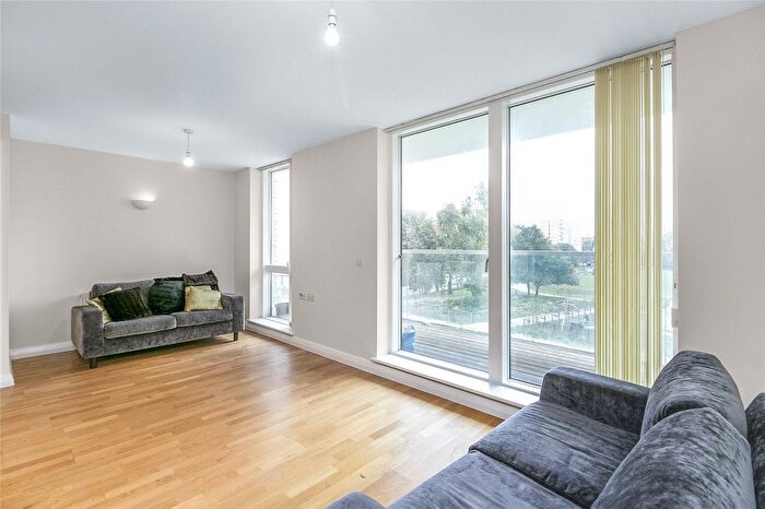2 Bedroom Flat To Rent In Ursula Gould Way, London, E14