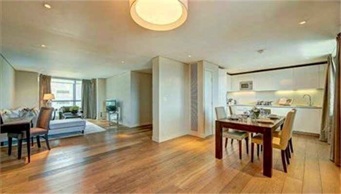 3 Bedroom Flat To Rent In Merchant Square East, London, W2
