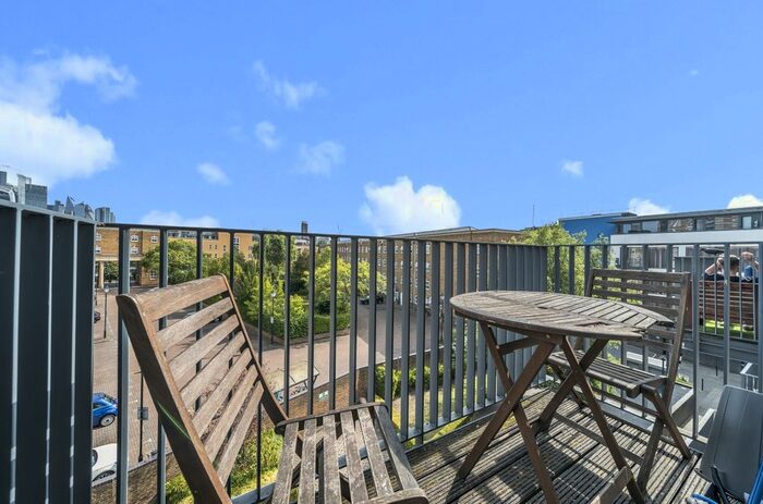 1 Bedroom Flat To Rent In City Walk, London, SE1