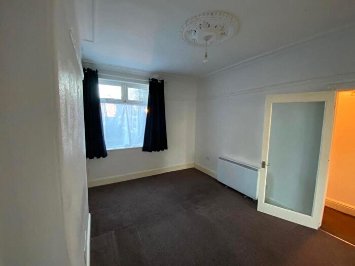 1 Bedroom Flat To Rent In Western Road, Sutton Coldfield, B73