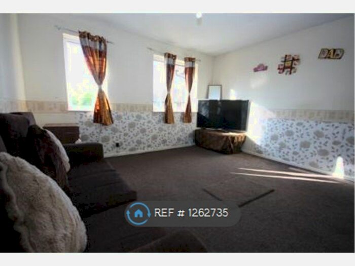 1 Bedroom Flat To Rent In Wheatsheaf Close, Northolt UB5