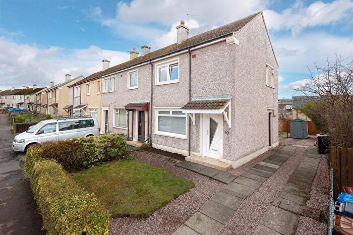 2 Bedroom End Of Terrace House To Rent In Ochilview Road, Bo'ness, EH51