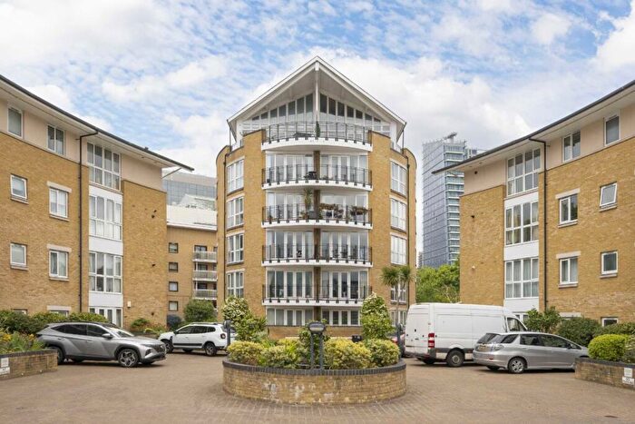 2 Bedroom Flat To Rent In Thomas More Street, Wapping, E1W