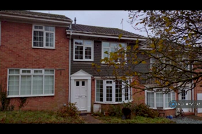 3 Bedroom Terraced House To Rent In Freshfield Gardens, Waterlooville, PO7