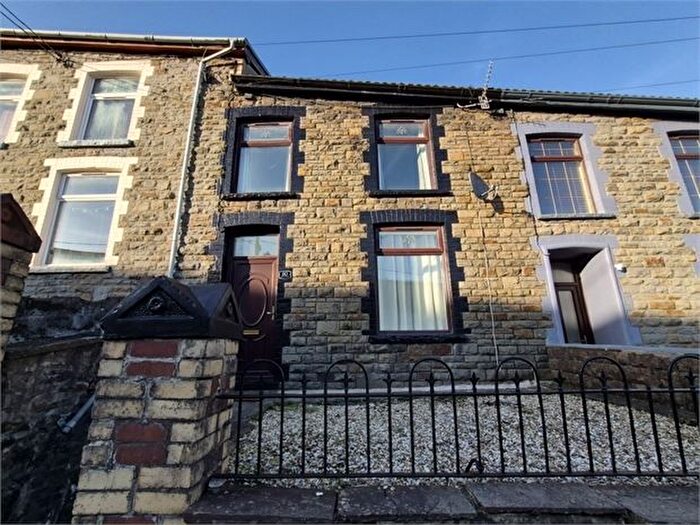 3 Bedroom Terraced House To Rent In Charles Street, Clydach, Tonypandy, Mid Glamorgan., CF40