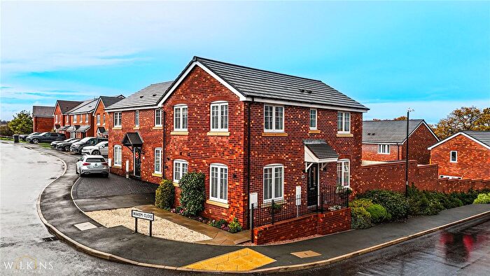 3 Bedroom Detached House For Sale In Cabinhill Road, Nuneaton, Warwickshire, CV10