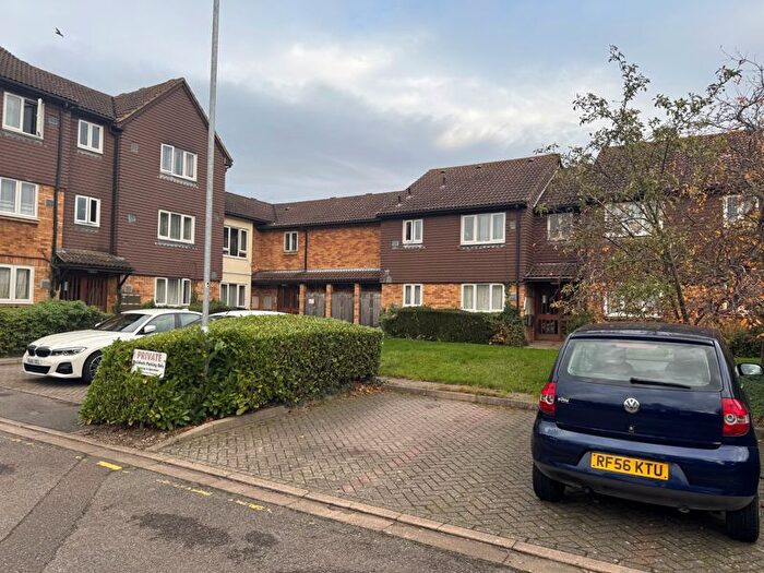 Studio To Rent In Brendon Close, Harlington, UB3