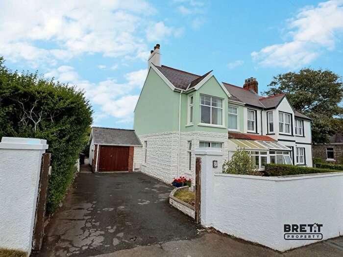 3 Bedroom Semi-Detached House For Sale In Picton Road, Hakin, Milford Haven, Pembrokeshire., SA73