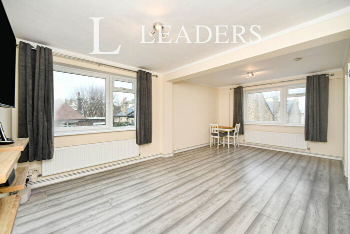 2 Bedroom Apartment To Rent In Coombe Lea, Grand Avenue Hove, BN3