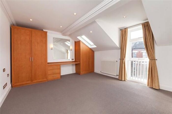 5 Bedroom Property To Rent In Rudall Crescent, London, NW3