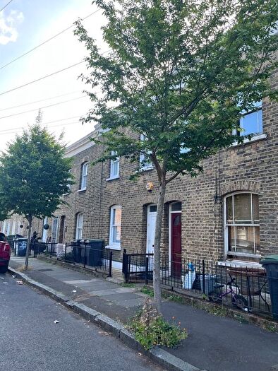 3 Bedroom Semi-Detached House To Rent In Admiral Street, London, SE8