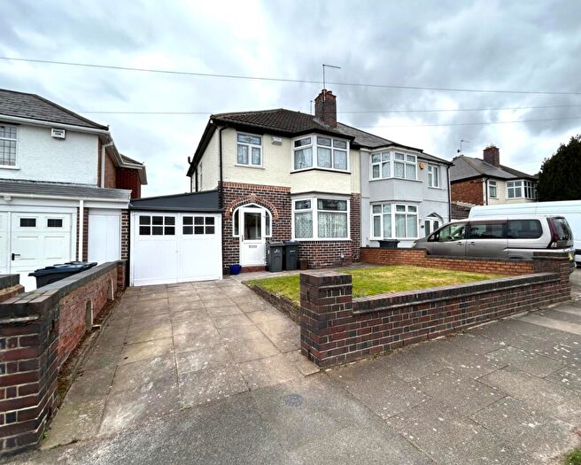 3 Bedroom Semi Detached House To Rent In Hesketh Crescent, Birmingham, West Midlands, B23