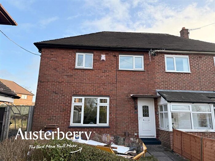 3 Bedroom Semi Detached House To Rent In Spalding Place, Bentilee, Stoke-On-Trent, ST2
