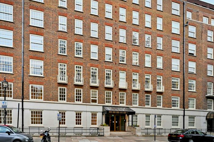2 Bedroom Flat To Rent In Lowndes Square, London, SW1X