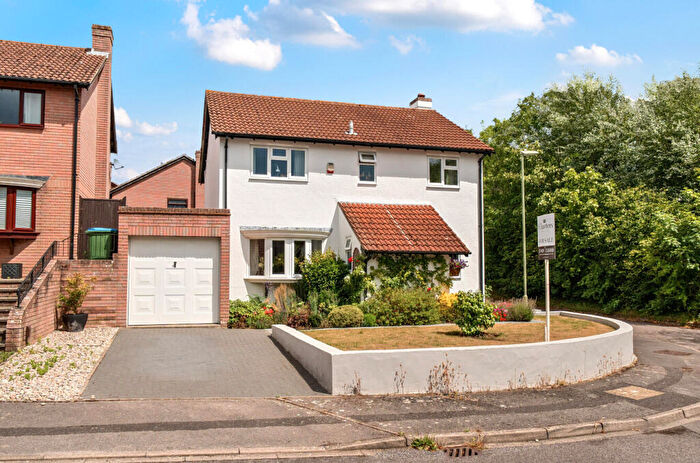 4 Bedroom Detached House For Sale In Old Garden Close, Locks Heath, Hampshire, SO31