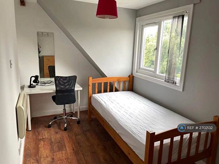 5 Bedroom Detached House To Rent In Sir Henry Parkes Road, Coventry, CV4