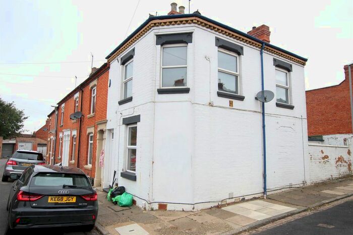 3 Bedroom Property To Rent In Washington Street, Kingsthorpe, Northampton, NN2