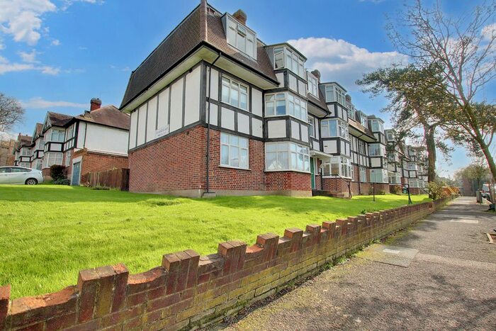 2 Bedroom Flat To Rent In Fernhill Court, (), Walthamstow, E17