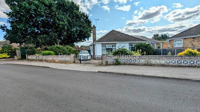 2 Bedroom Detached Bungalow For Sale In Robertson Road, North Hykeham, LN6