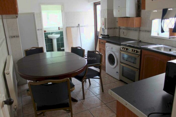 7 Bedroom Terraced House To Rent In Senghenydd Road, Cathays, Cardiff, CF24