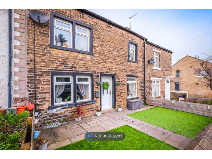 2 Bedroom Terraced House To Rent In New Hey Road, Brighouse, HD6