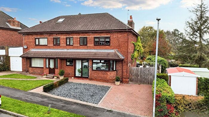 3 Bedroom Semi-Detached House For Sale In Walton Way, Stone, ST15