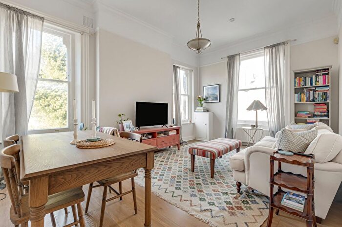 1 Bedroom Flat For Sale In Hazellville Road, London, N19