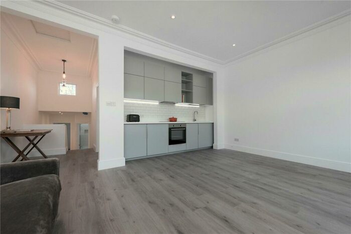 2 Bedroom Apartment To Rent In Burns Road, London, NW10