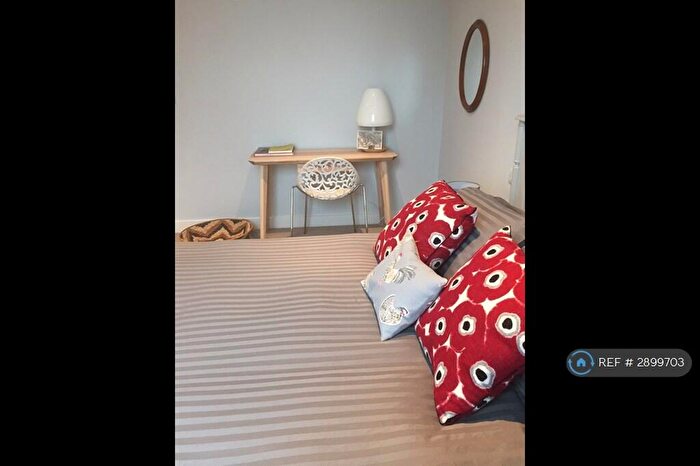 1 Bedroom Flat To Rent In Parkside Place, Cambridge, CB1