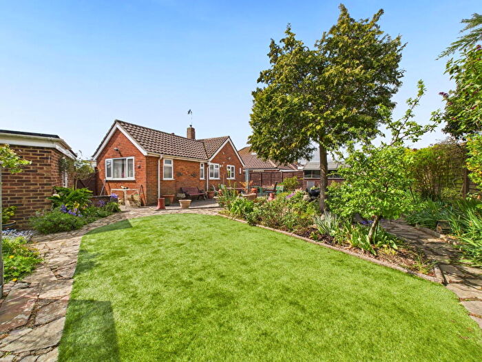 2 Bedroom Detached Bungalow For Sale In Thirlmere Crescent, BN15