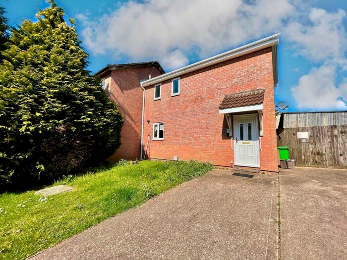 2 Bedroom Terraced House To Rent In Whiteacre Close, Thornhill, Cardiff, CF14