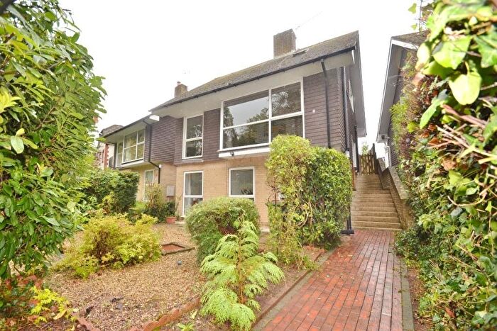 4 Bedroom Property To Rent In Church Road, Bishopstoke, Eastleigh, SO50