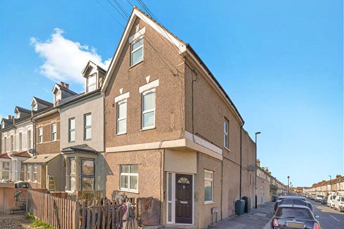 1 Bedroom Flat For Sale In Canterbury Road, Croydon, CR0