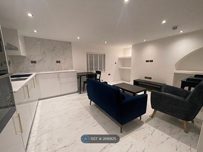 1 Bedroom Flat To Rent In Oxford Road, Reading, RG1