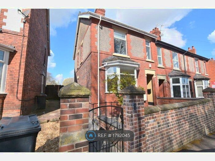3 Bedroom End Of Terrace House To Rent In Seabridge Road, Newcastle-Under-Lyme, ST5