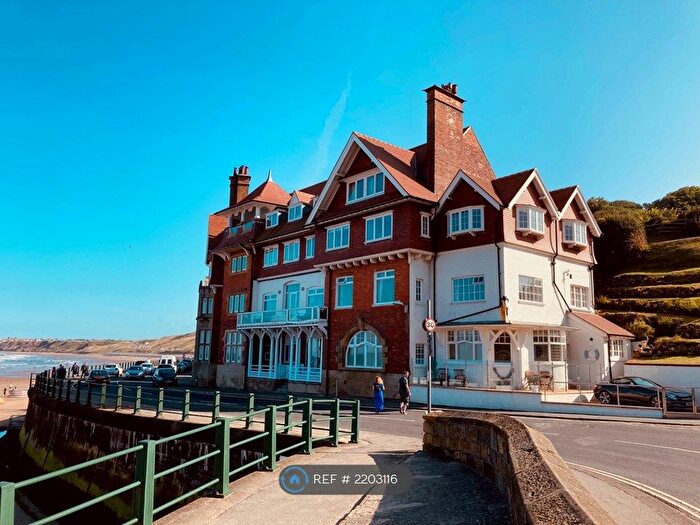 2 Bedroom Flat To Rent In The Parade, Sandsend, Whitby, YO21