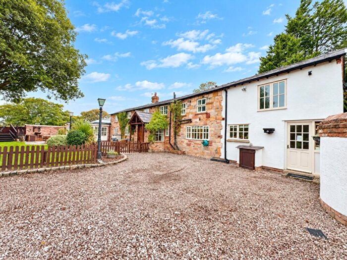 4 Bedroom Detached House For Sale In Whitehouse Lane, Brimstage, Wirral, CH63