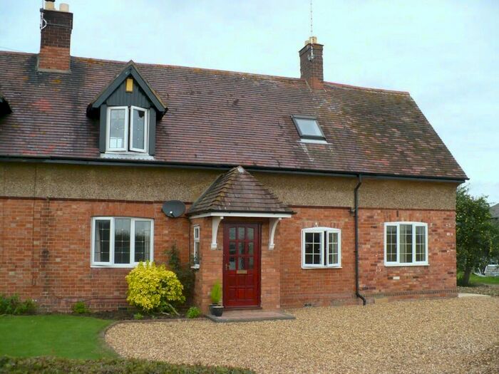 3 Bedroom Cottage To Rent In Pilton Between Oundle & Thrapston, PE8