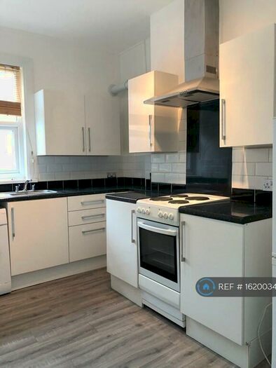 1 Bedroom Flat To Rent In Victoria Grove, Folkestone, CT20