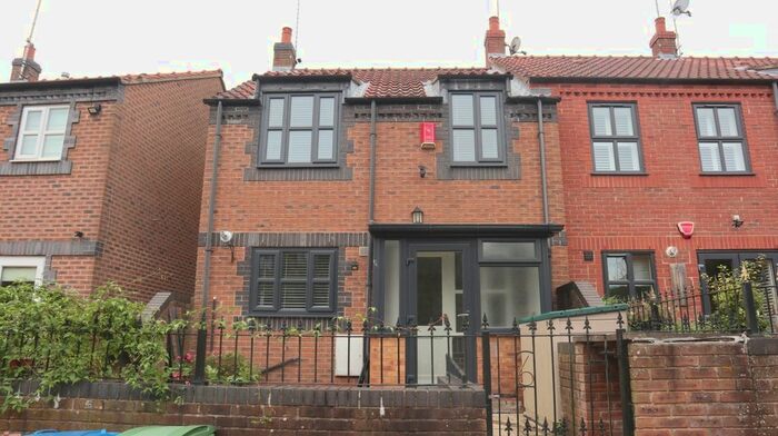 3 Bedroom Semi-Detached House To Rent In Taylors Rise, Walkington, Beverley, Yorkshire, Sf, Uk, HU17