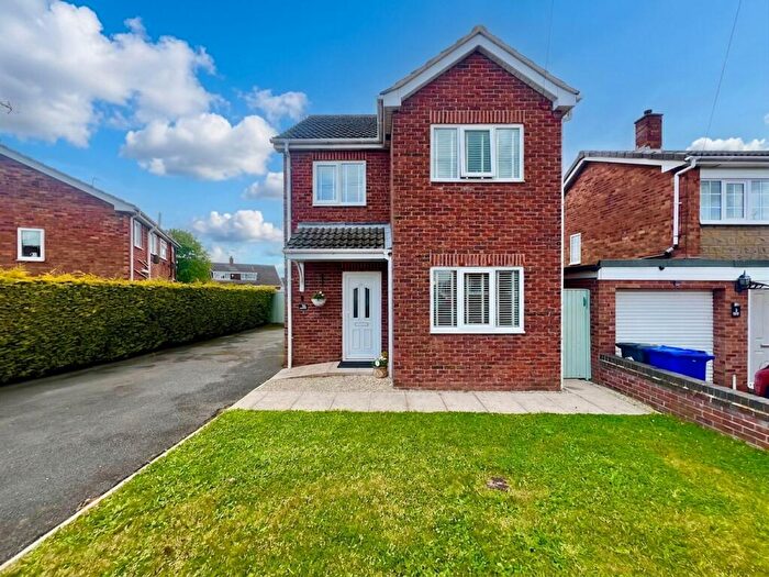 2 Bedroom Detached House For Sale In Southmoor Avenue, Armthorpe, DN3