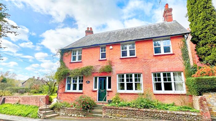 4 Bedroom Detached House For Sale In The Hollow, Hawkley, Hampshire, GU33