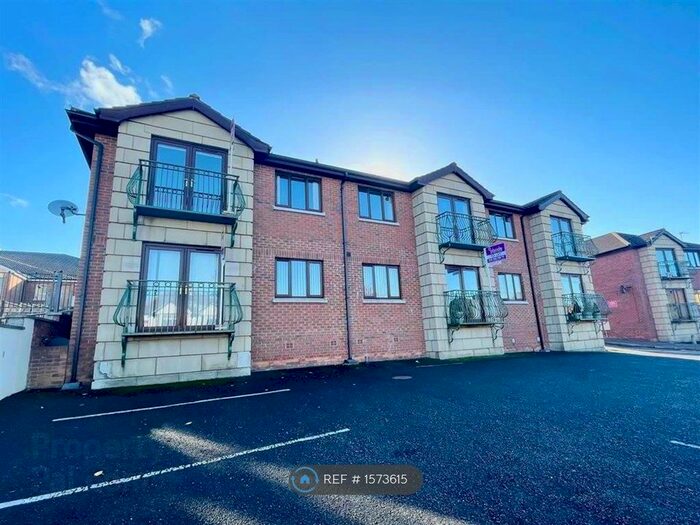 2 Bedroom Flat To Rent In Sandringham Court, Bangor, BT20