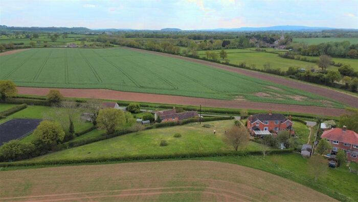 3 Bedroom Semi-Detached House For Sale In Bridgend, Eldersfield, GL19