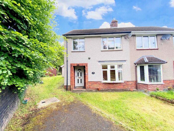 3 Bedroom Semi-Detached House For Sale In Graig-y-dderi, Glais, Swansea, City And County Of Swansea., SA7