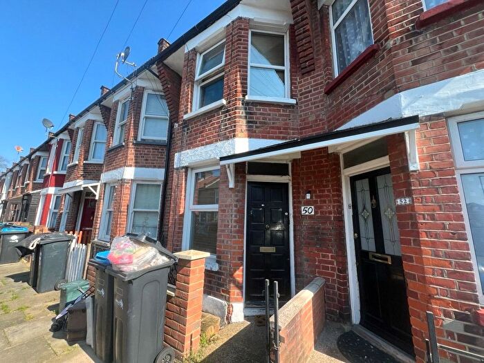 3 Bedroom Terraced House For Sale In James Street, Enfield, EN1