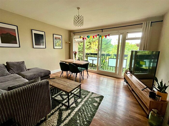 2 Bedroom Flat To Rent In Riversmeet, Hertford, SG14